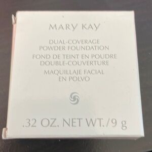 NIB Mary Kay Ivory 200 Dual Coverage Foundation MK